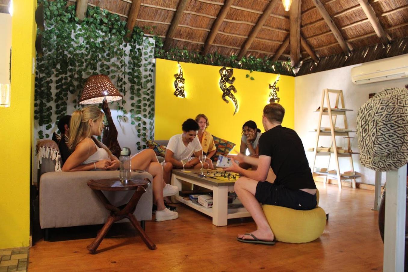 Kruger Park Hostel Marloth Park Extérieur photo