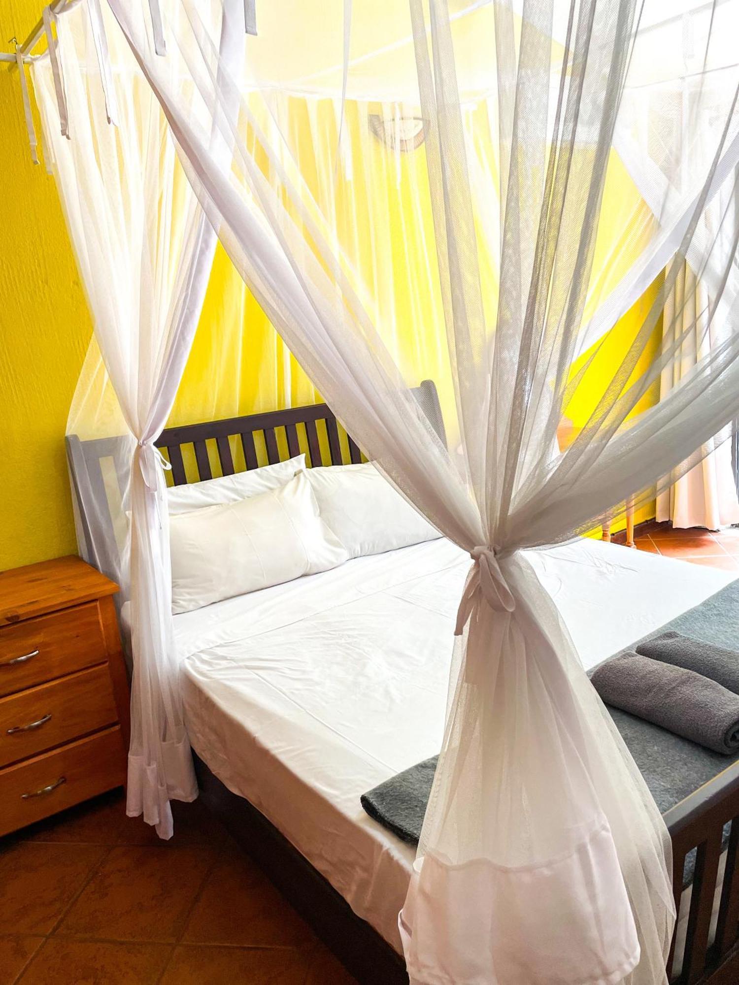 Kruger Park Hostel Marloth Park Extérieur photo