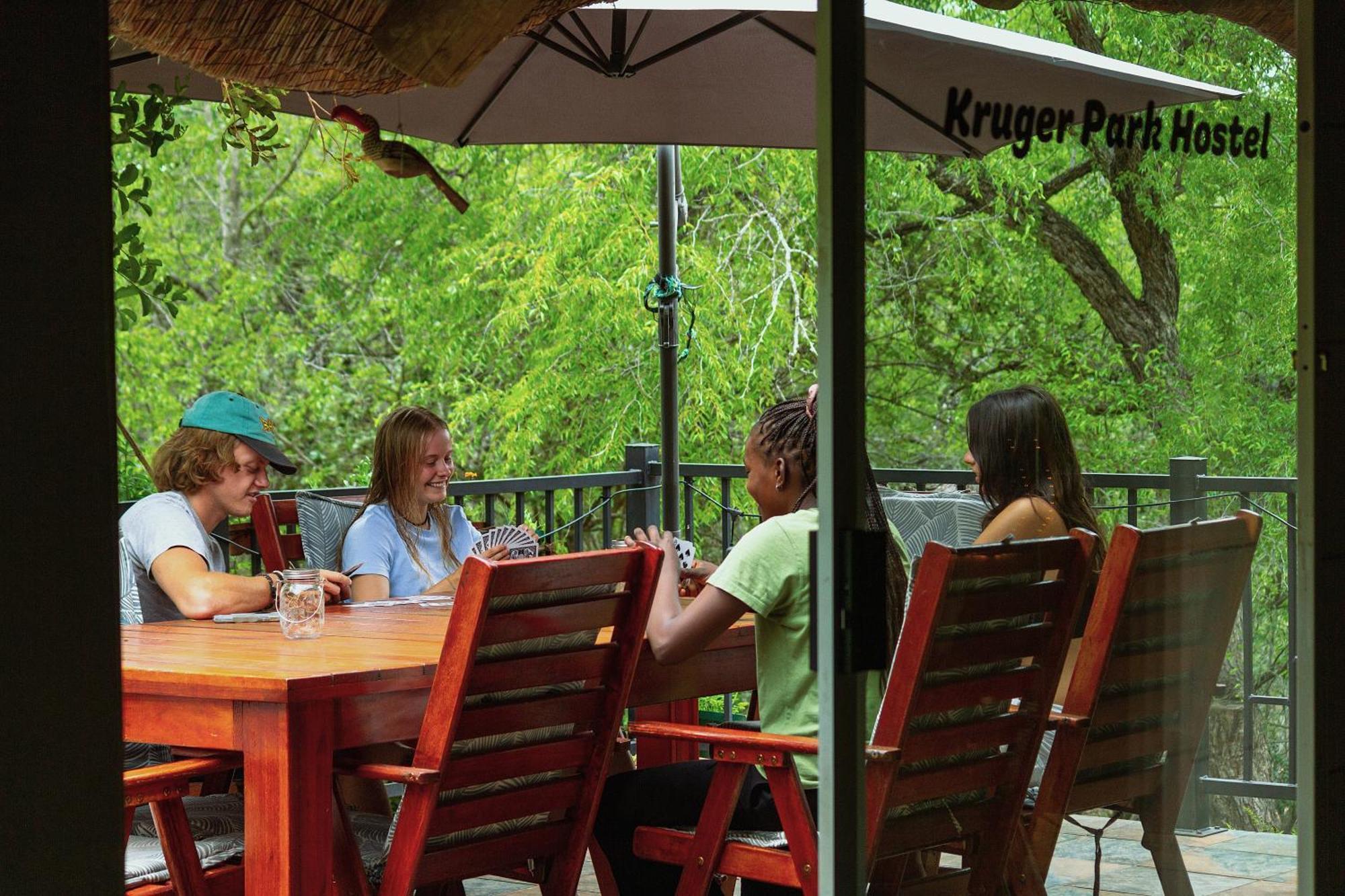 Kruger Park Hostel Marloth Park Extérieur photo